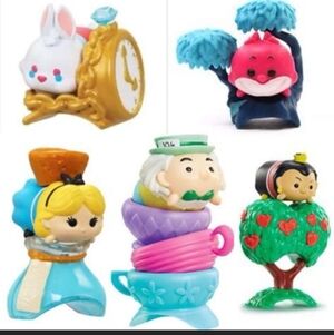 Disney Tsum Tsum Stackable Collectibles - Alice In Wonderland
